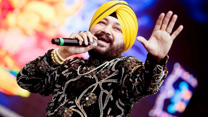 नशे में नहीं, दर्द में थे: स्टेज पर लड़खड़ाई दलेर मेहंदी की जुबान, लेकिन जिंदगी में नहीं पी शराब; जिसके पीछे है ‘गुरु वचन’ का हाथ