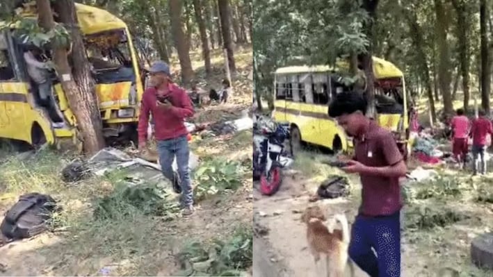 छत्तीसगढ़ में पेड़ से टकराई तेज रफ्तार बस, 6 की मौत, 32 घायल...गाड़ी के उड़े परखच्चे