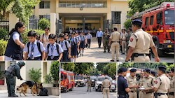 सुबह-सुबह दिल्ली के 2 स्कूलों में बम की धमकी, बच्चों को निकाला गया बाहर, मौके पर पहुंची पुलिस