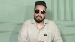 दलेर मेहंदी कंट्रोवर्सी पर बोले मीका सिंह, 'मुझे भी कभी इस तरह नहीं डांटा गया,' बॉलीवुड और पंजाब के लोगों को कहा शुक्रिया