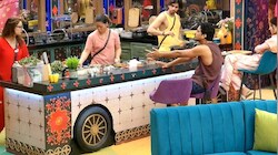 बिग बॉस 20 में बड़ा उलटफेर, इस कंटेस्टेंट का सफर हुआ खत्म, एविक्शन की खबर ने चौंकाया
