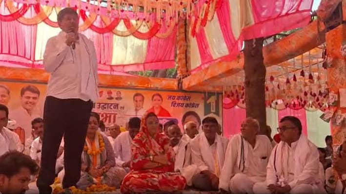 दौसा में कांग्रेस की सियासी ताकत दिखाने उतरे मुरारीलाल मीणा: बागियों को दी नसीहत