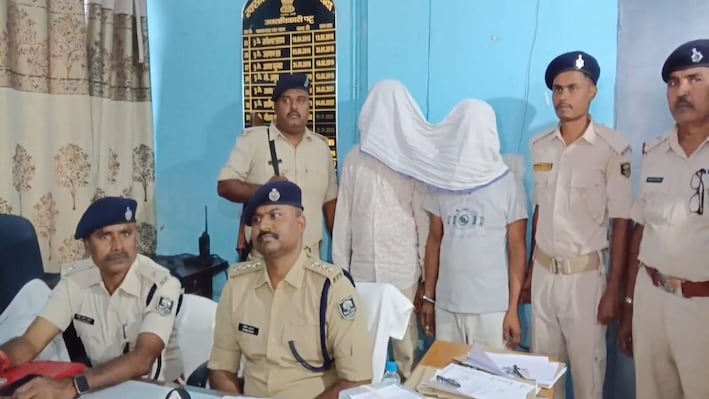 रक्सौल में पुलिस-एसटीएफ की बड़ी कार्रवाई, 4 करोड़ रुपये की स्मैक बरामद, दो तस्कर गिरफ्तार, स्कॉर्पियो जब्त