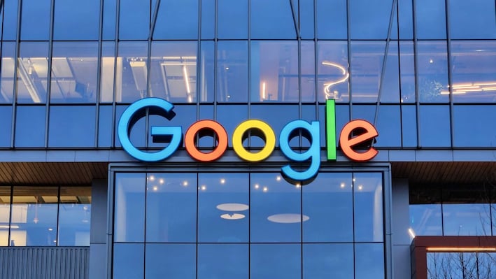 Google की नई पॉलिसी से बढ़ी चिंता! Gmail और Photos का डेटा ऐड के लिए हो सकता है इस्तेमाल, तुरंत बदलें ये सेटिंग