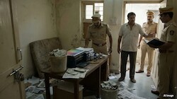 'फर्जी' का शाहिद बना किराएदार:  कमरे में लगा दी 500 के नोटों की टकसाल, किराया नहीं देने पर मकान मालिक ने तोड़ा ताला; उड़ गए होश