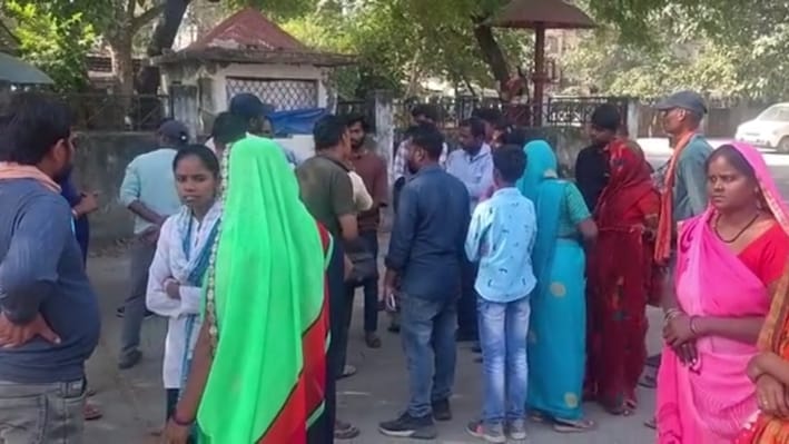 मैहर में लोन की किस्त ने उजाड़ा परिवारः भाभी ने एजेंट को बताया देवर का पता, छोटे भाई के कुल्हाड़ी हमले में बड़े भाई की मौत