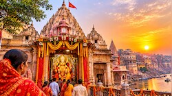 Vishalakshi Temple Varanasi: मणिकर्णिका घाट के पास स्थित है ये चमत्कारी शक्तिपीठ, जाने इसका पूरा इतिहास