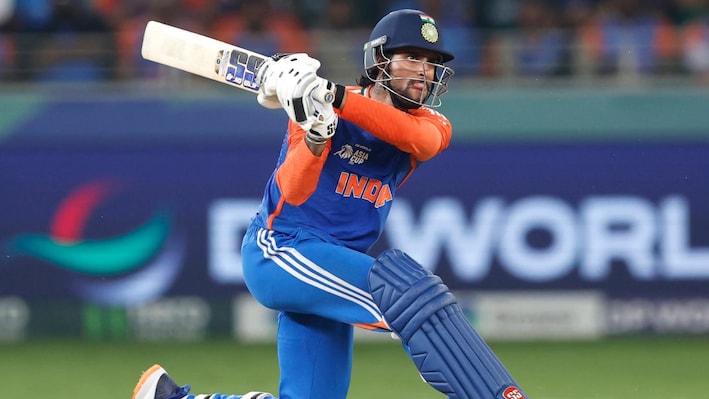 T20 के मैच विनर... क्या ODI में भी है तिलक वर्मा की जरूरत? प्लेइंग इलेवन में इस स्टार खिलाड़ी का काटेंगे पत्ता!