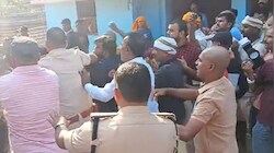 वैशाली में 13 बच्चों की मौत के दशकर्म पर बवाल, PK की मौजूदगी में भिड़े BJP और JDU के नेता, मारपीट में जेडीयू प्रदेश सचिव घायल