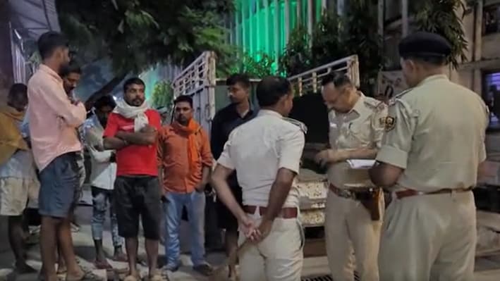'पुलिस ने नहीं बचाया, उल्टा पिस्टल तान दी', बेगूसराय में पुलिस को देखकर बूढ़ी गंडक में कूदा धर्मवीर... हुई मौत