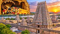 156 एकड़ का मंदिर: अंदर बसा है पूरा शहर, आखिर किसने बनवाया था इतना बड़ा देवालय?