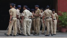 पुणेः दिनदहाड़े 18 साल की लड़की के अपहरण की कोशिश, चीख सुनते ही लोगों ने आरोपी को दबोचा
