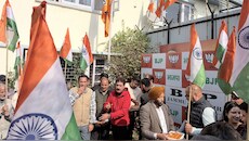 'ब्लैक डे' से 'जश्न के उत्सव' तक... BJP ने कैसे विलय की वर्षगांठ को 'नए कश्मीर' के जश्न में बदला?