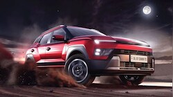 Hyundai ने लॉन्च की 12.3-इंच की दो-दो स्क्रीन वाली लग्जरी SUV! कीमत में क्रेटा से भी सस्ती, सीएनजी मॉडल का भी हुआ खुलासा