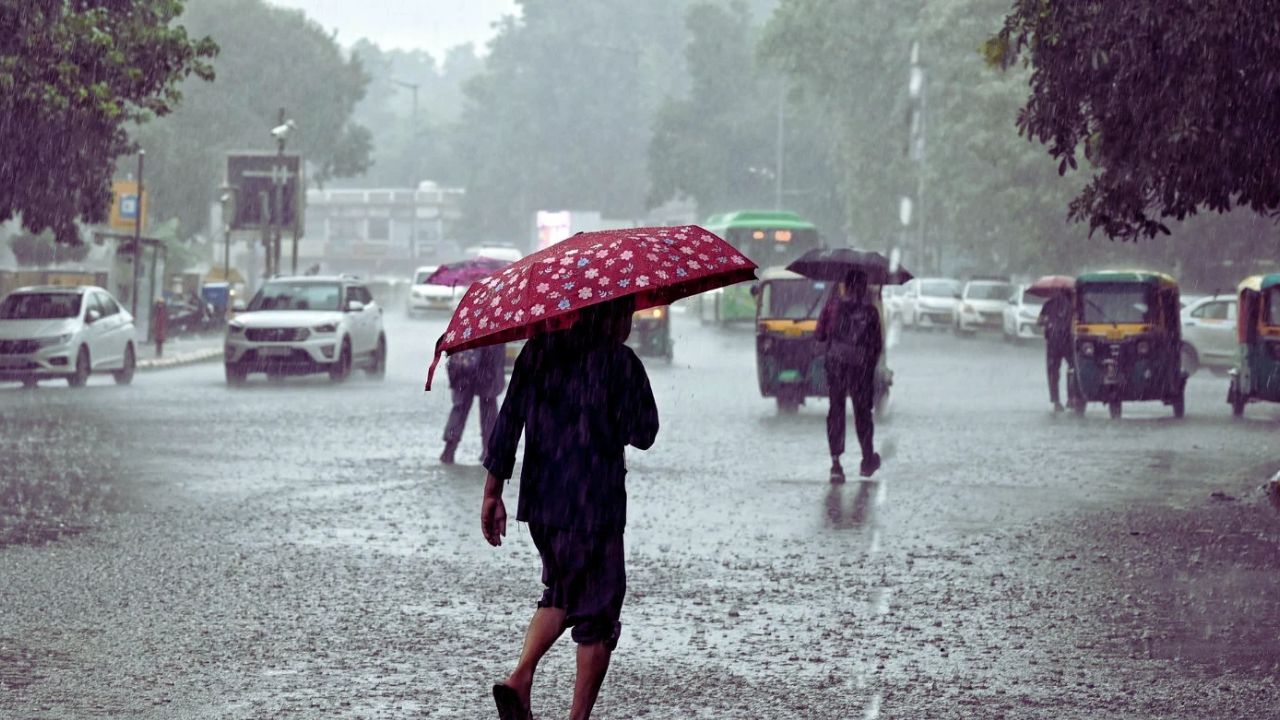 राजस्थान में फिर बदलेगा मौसम, 29-30 अक्टूबर को बारिश और तेज हवाओं का अलर्ट राजस्थान में फिर बदलेगा मौसम, 29-30 अक्टूबर को बारिश और तेज हवाओं का अलर्ट