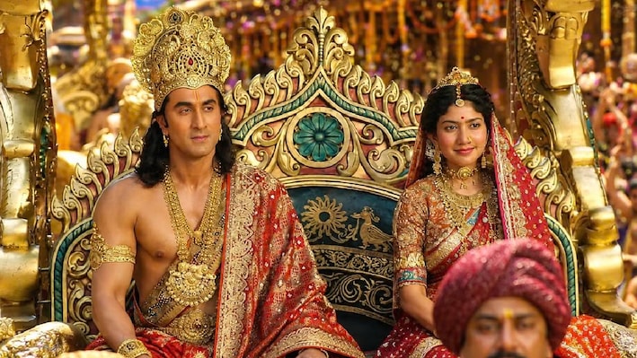 एडवांस बुकिंग में 'रामायण' ने मारी बाजी, थिएटर रिलीज से पहले रणबीर की फिल्म ने कमाए 20 करोड़ रुपये