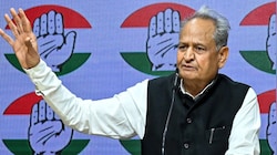 खड़गे के बयान पर अब डैमेज कंट्रोल में जुटी कांग्रेस! गहलोत बोले- 'दादी याद दिलाना' या 'बाप की जागीर' तो मुहावरा है...