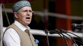 जम्मू-कश्मीर में उमर कैबिनेट का विस्तार आज, कई नए चेहरों को मंत्रिमंडल में मिल सकती है एंट्री; 5 मंत्रियों ने सौंपा इस्तीफा