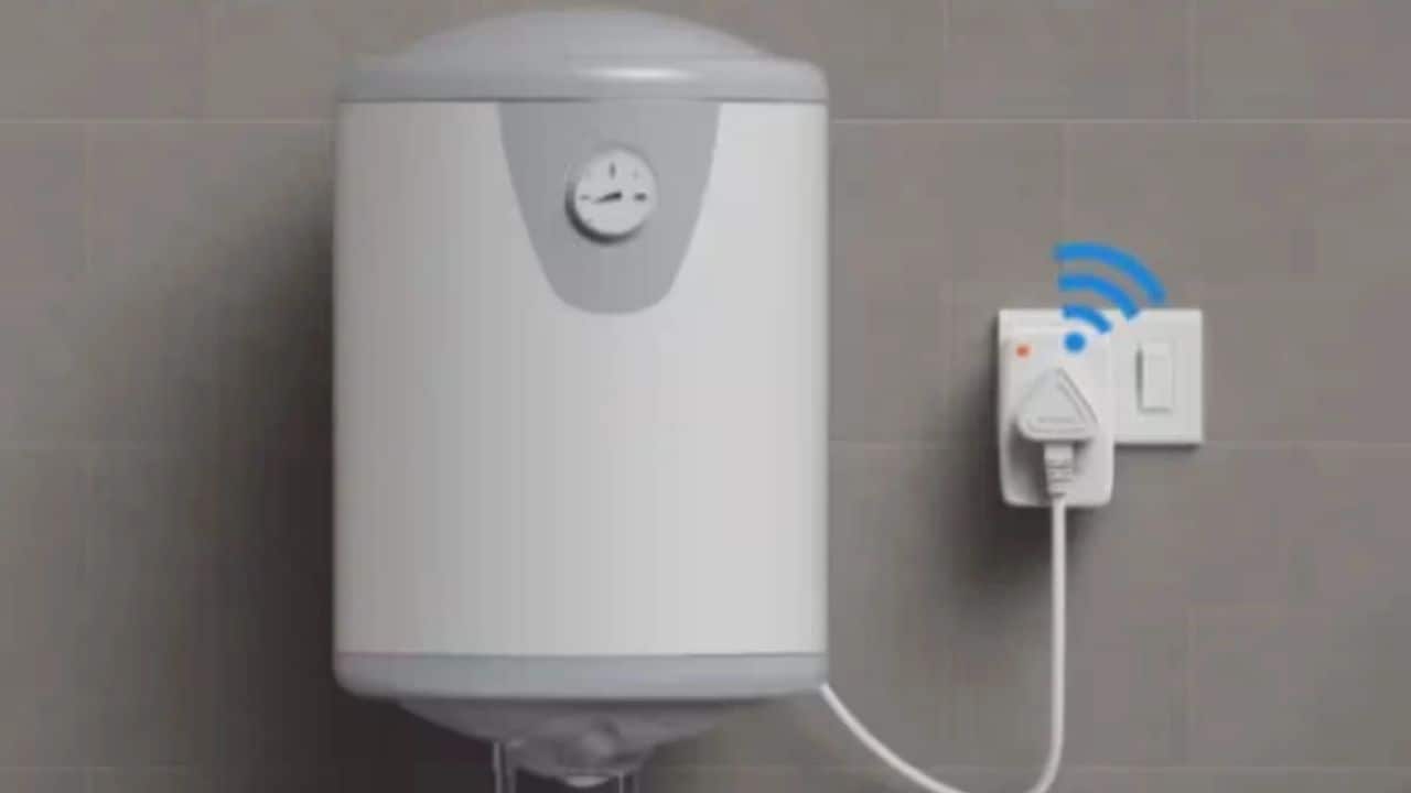टाइमर और स्मार्ट प्लग का लें सहारा
