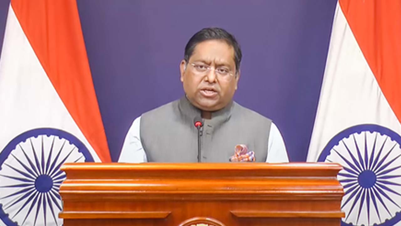 ईरान-US युद्ध और सऊदी-हूती संघर्ष की चपेट में आ रहे भारतीय, अब तक 22 इंडियन की गई जान, जानिए MEA ने क्या बताया ईरान-US युद्ध और सऊदी-हूती संघर्ष की चपेट में आ रहे भारतीय, अब तक 22 इंडियन की गई जान, जानिए MEA ने क्या बताया
