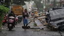 चक्रवात 'अर्नब' पड़ा धीमा, आंध्र प्रदेश में तबाही के बाद राहत का ऐलान; मृतकों के परिजनों को 5-5 लाख मुआवजा, 22 ट्रेनें रद्द