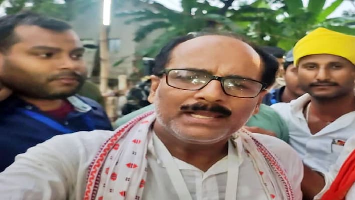 बिहार विधान परिषद चुनाव में दरभंगा स्नातक सीट पर बड़ा उलटफेर, राजद के अनिल झा ने बीजेपी के सर्वेश कुमार को हराया