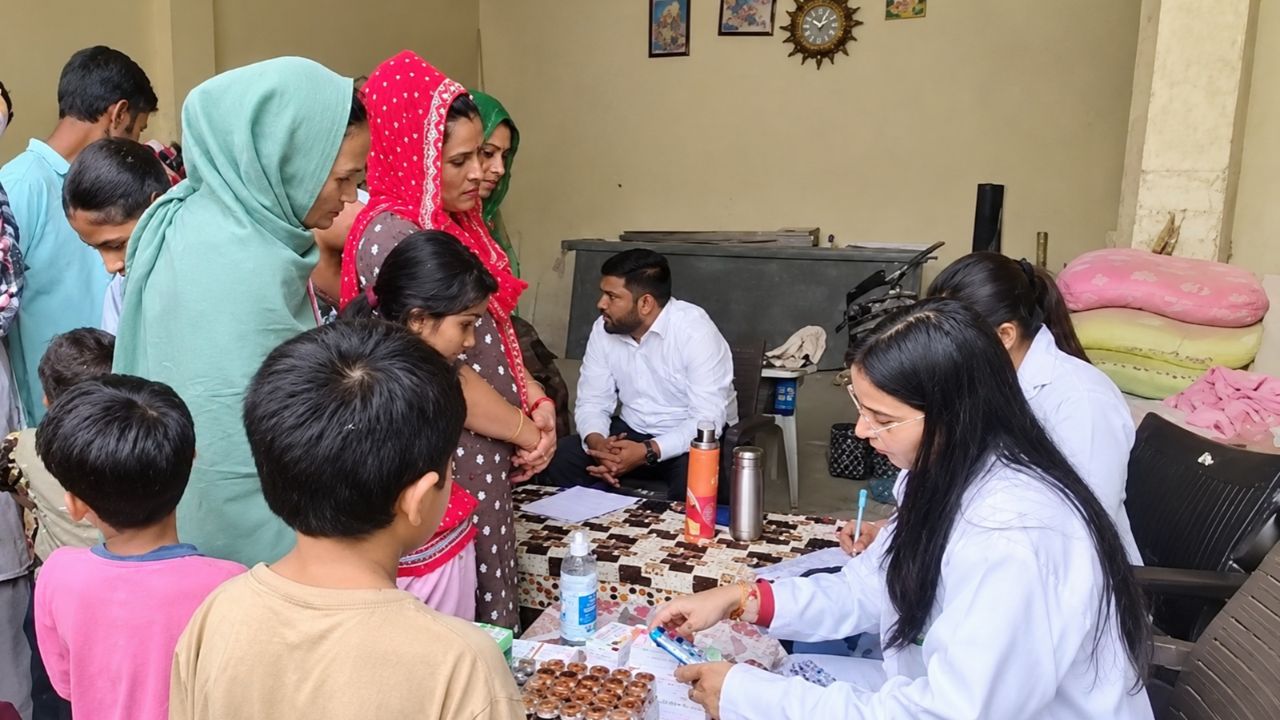 फरीदाबाद में डेंगू-मलेरिया का बढ़ा खतरा, 40 टीमें मैदान में, जानें कितने मरीज मिले फरीदाबाद में डेंगू-मलेरिया का बढ़ा खतरा, 40 टीमें मैदान में, जानें कितने मरीज मिले