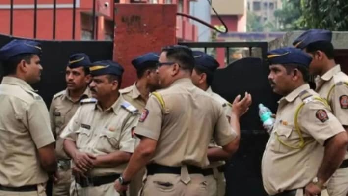 शहनाई गूंजने से पहले खून-खराबा:  शख्स ने कुल्हाड़ी से तोड़ा भाभी का सिर, पंजाब में रिटायर्ड SI गिरफ्तार