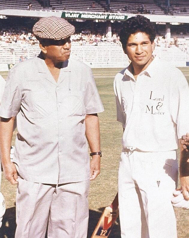 गुरु आचरेकर के साथ सचिन तेंदुलकर